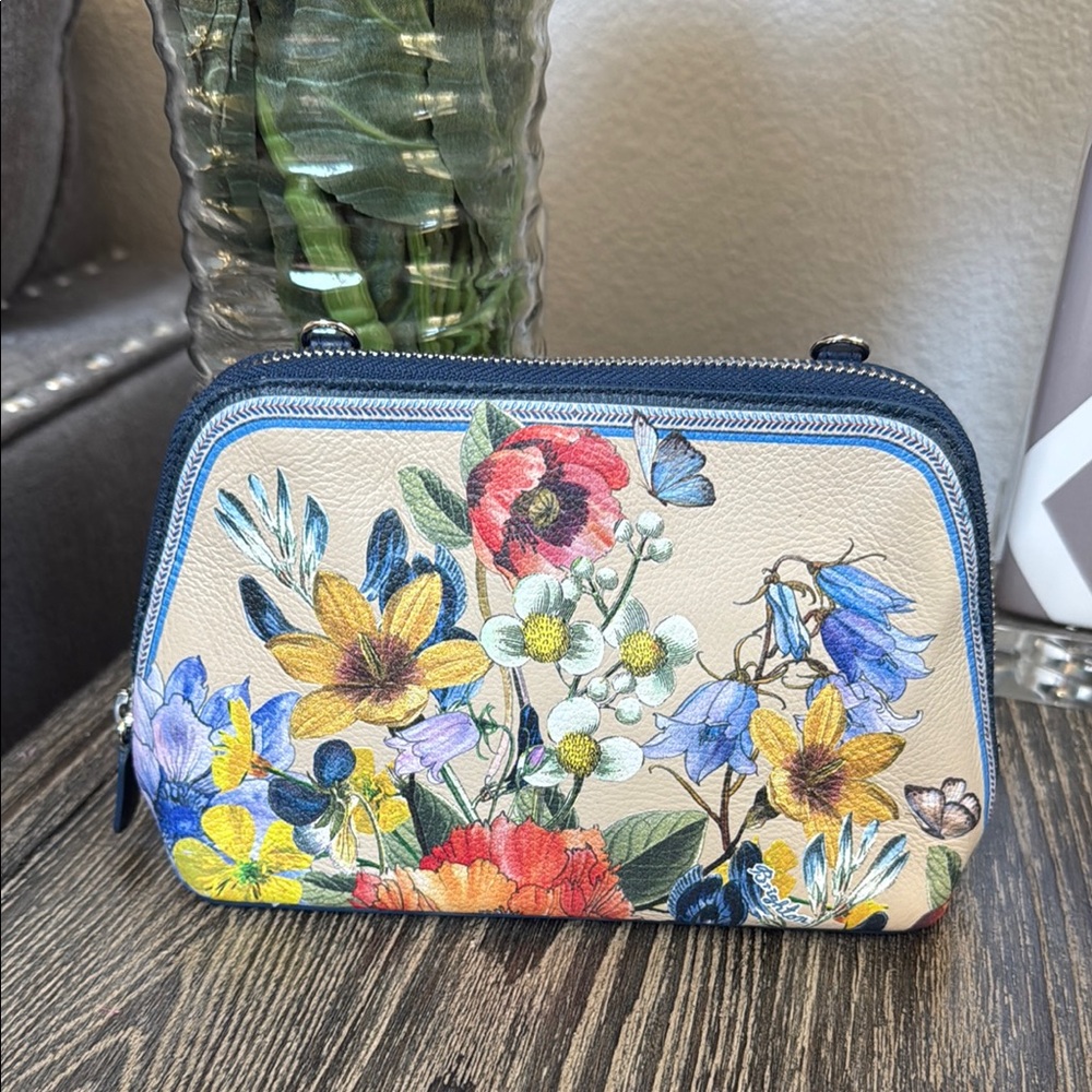 Brighton Floral zip up cosmetic/crossbody bag with waterproof liner-(no strap) - Picture 5 of 11